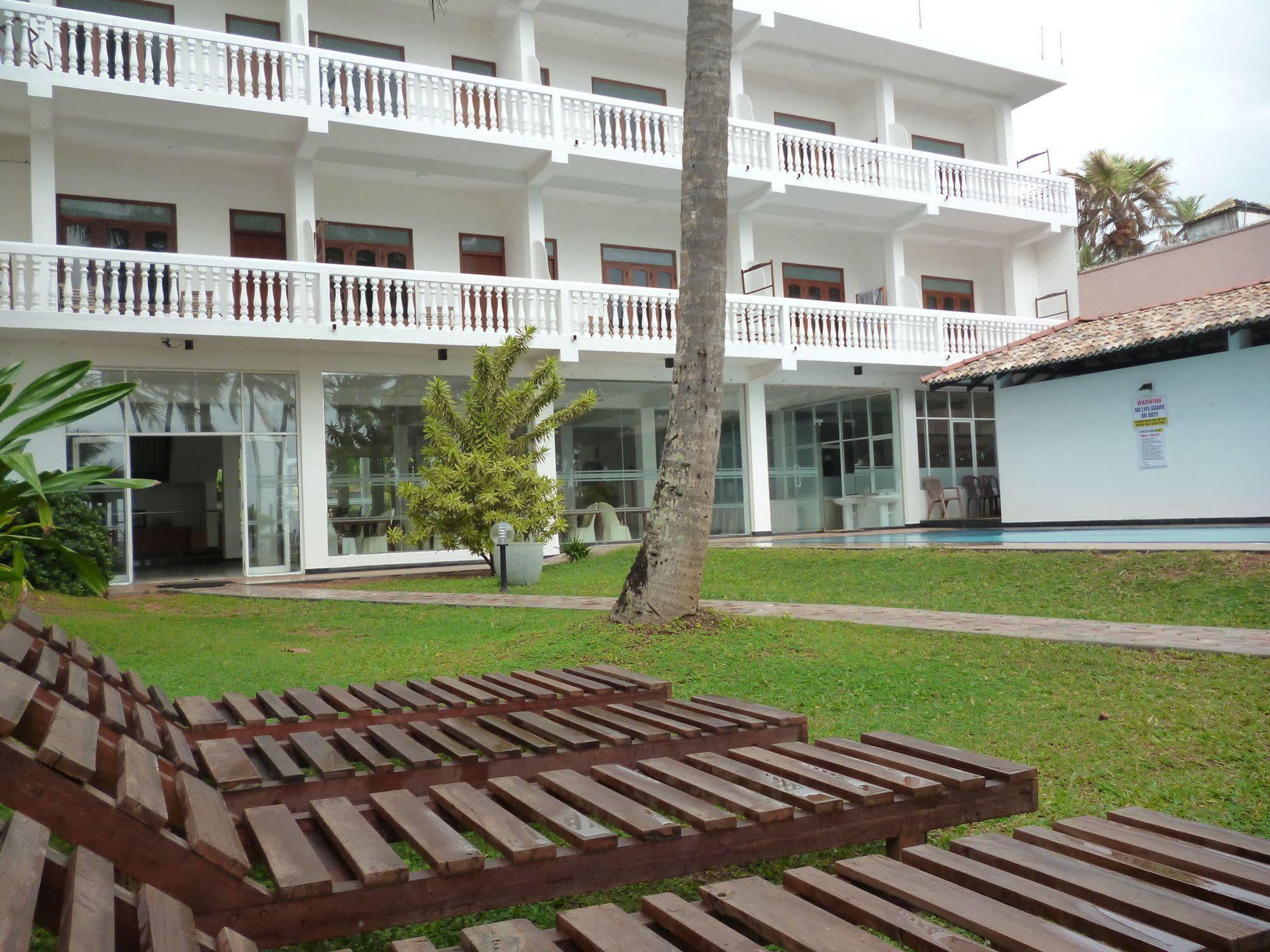 Hotel Ocean View Cottage Hikkaduwa Exterior foto