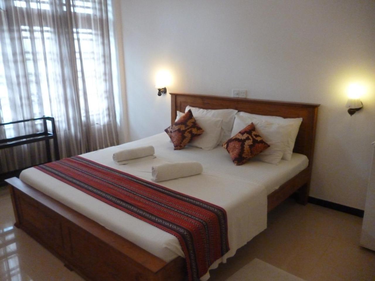 Hotel Ocean View Cottage Hikkaduwa Exterior foto